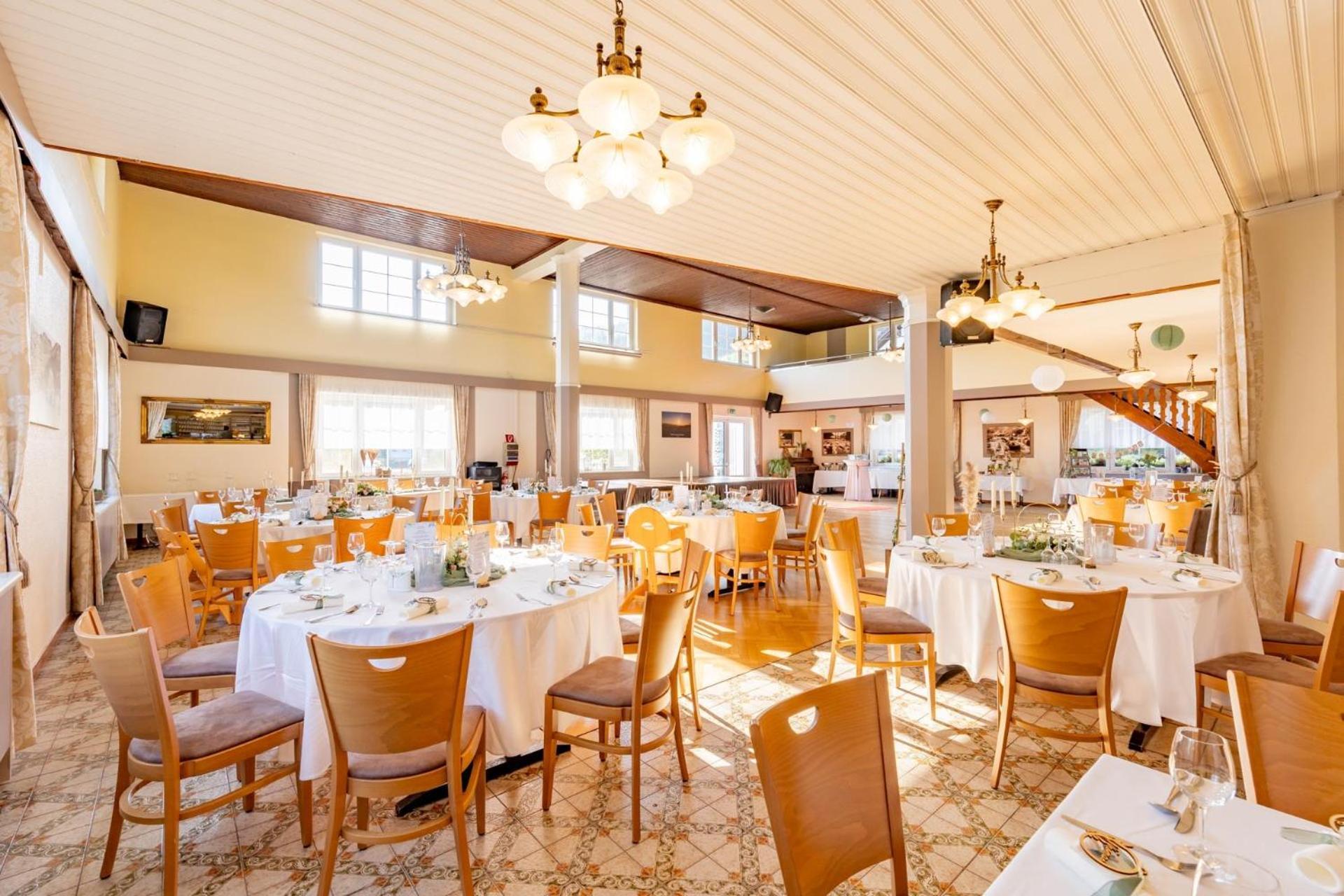 Schliefauhof Hotel Randegg Bagian luar foto