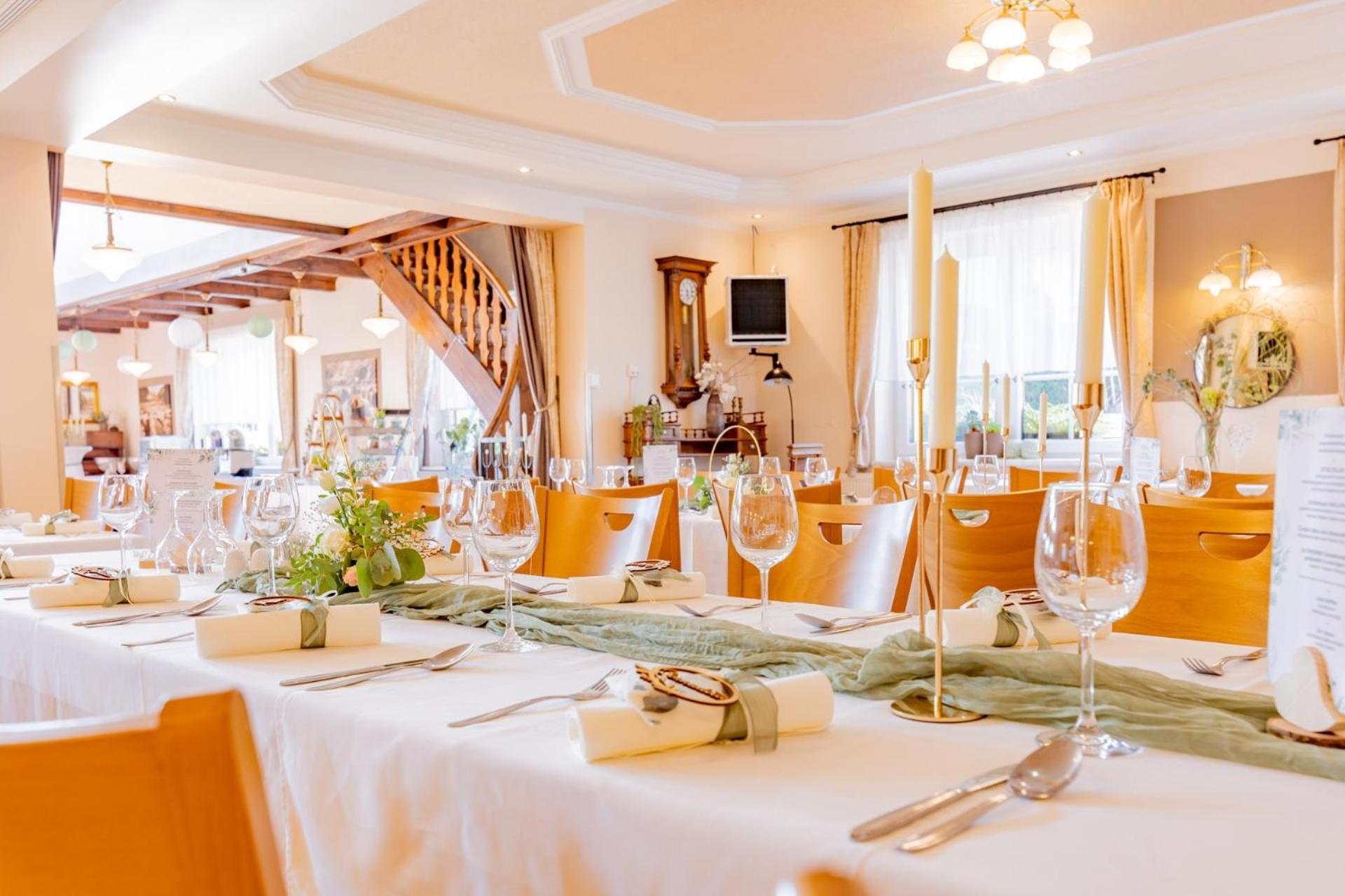 Schliefauhof Hotel Randegg Bagian luar foto